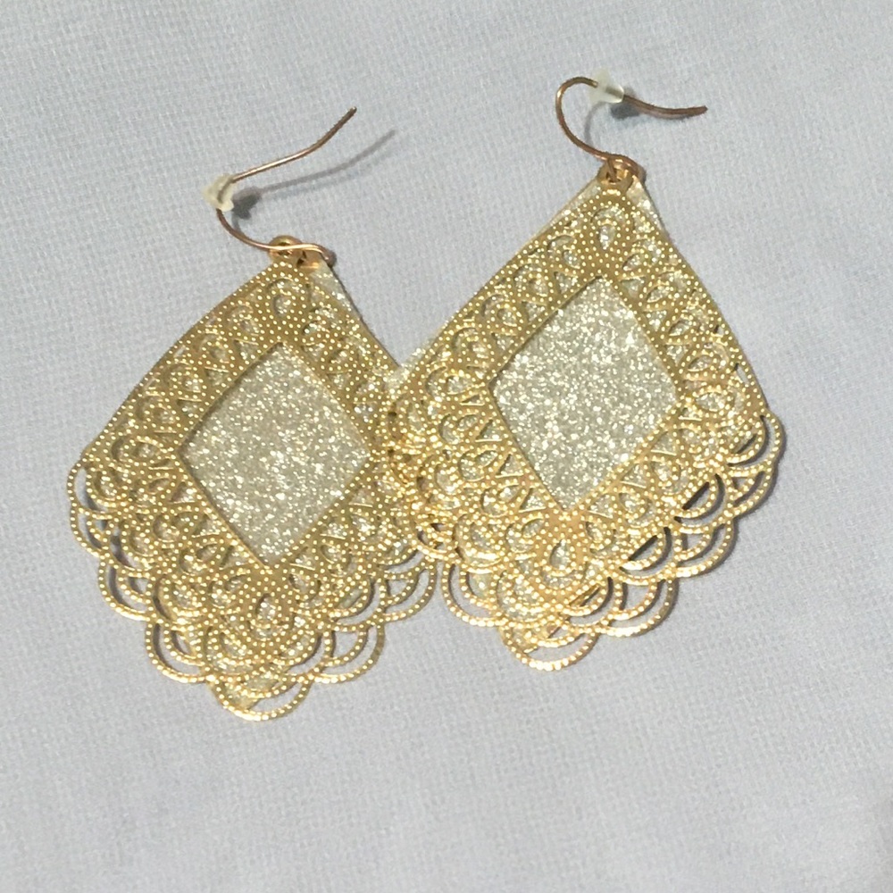 sparkling ✨ Earrings